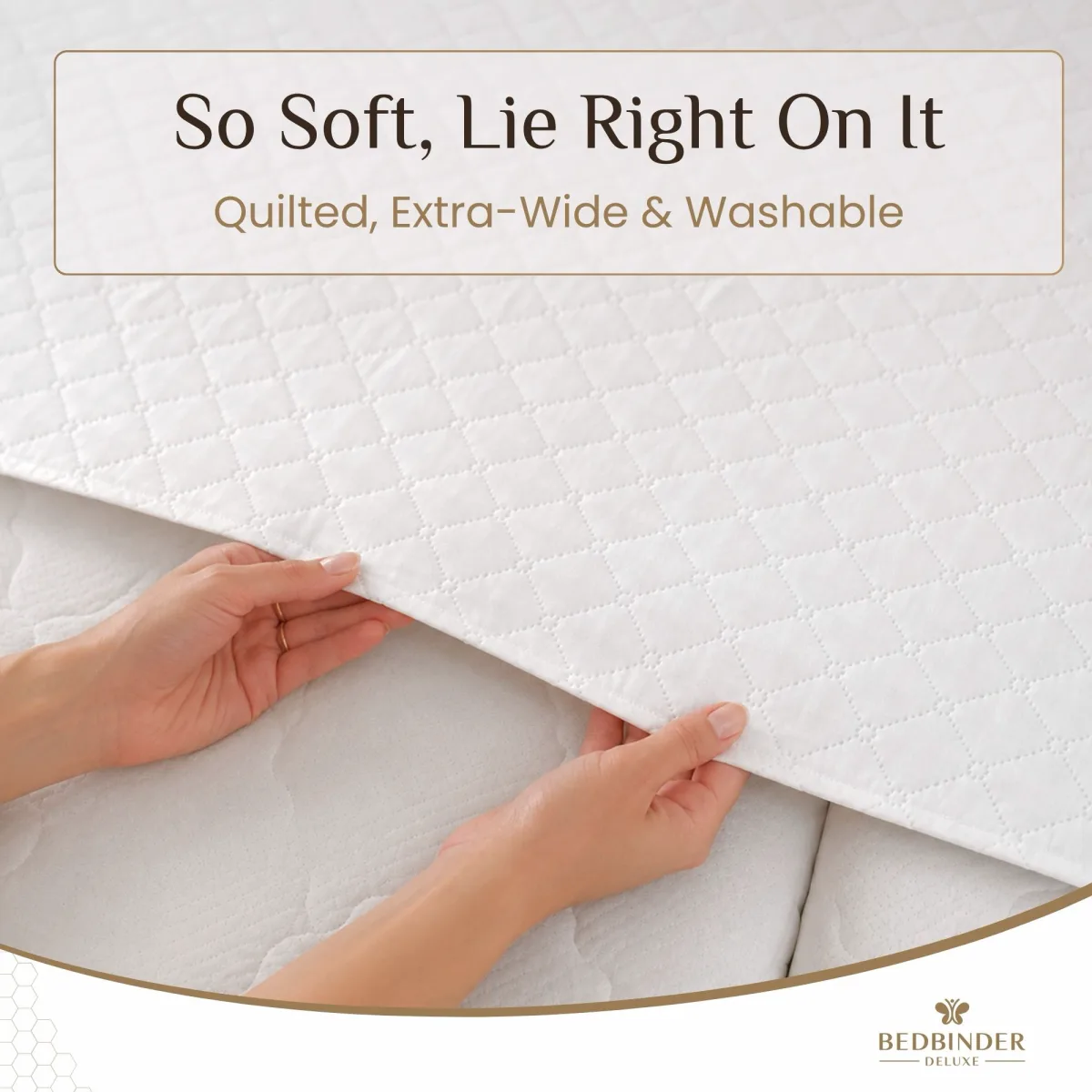 Two hands lifting the quilted, 80 cm wide fabric of the Bedbinder Deluxe